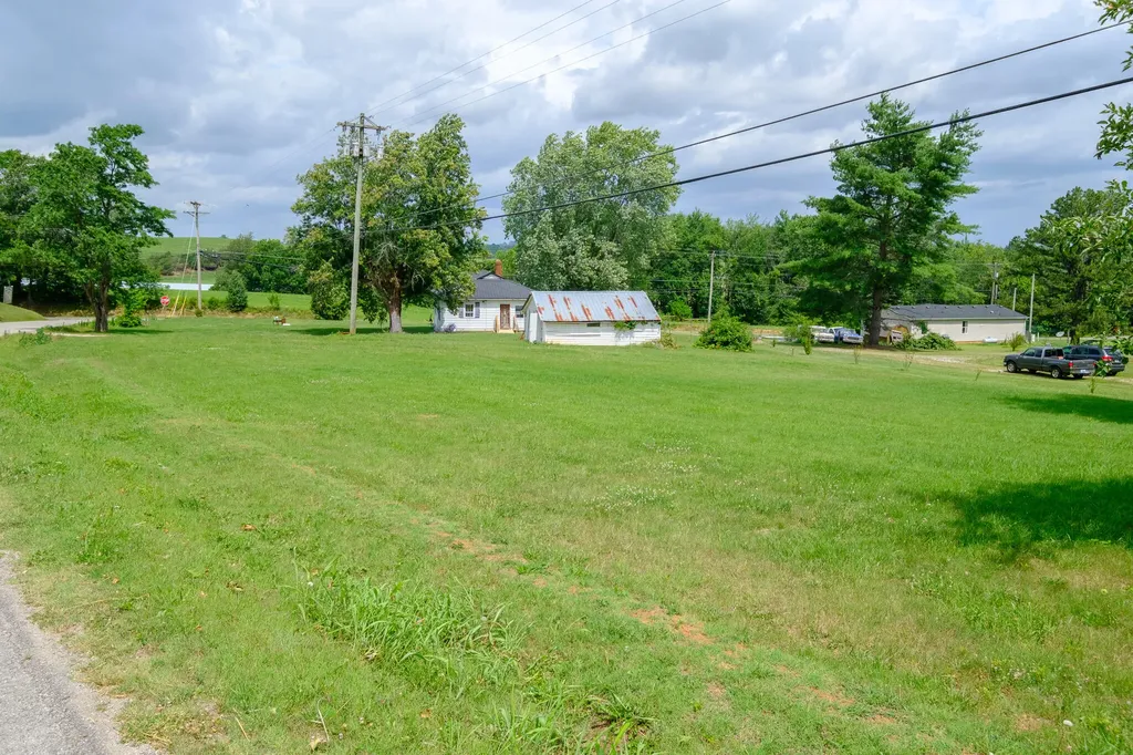 5246 Highway 235 Nancy KY 42544