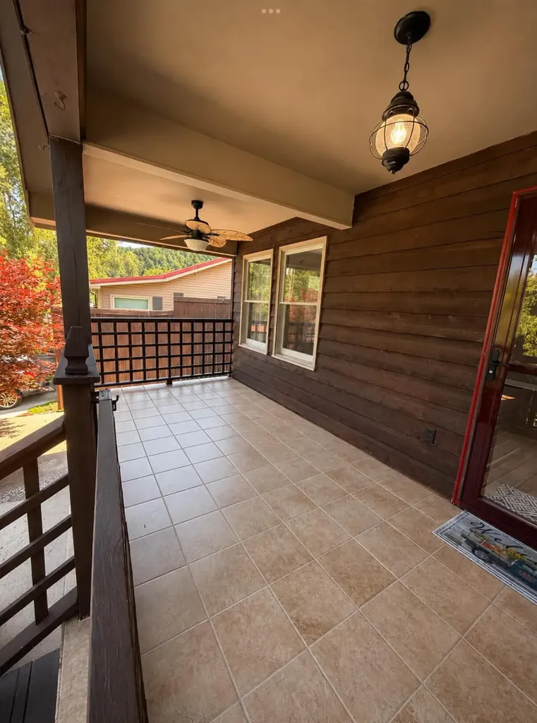 214 Spruce Street Pineville KY 40977