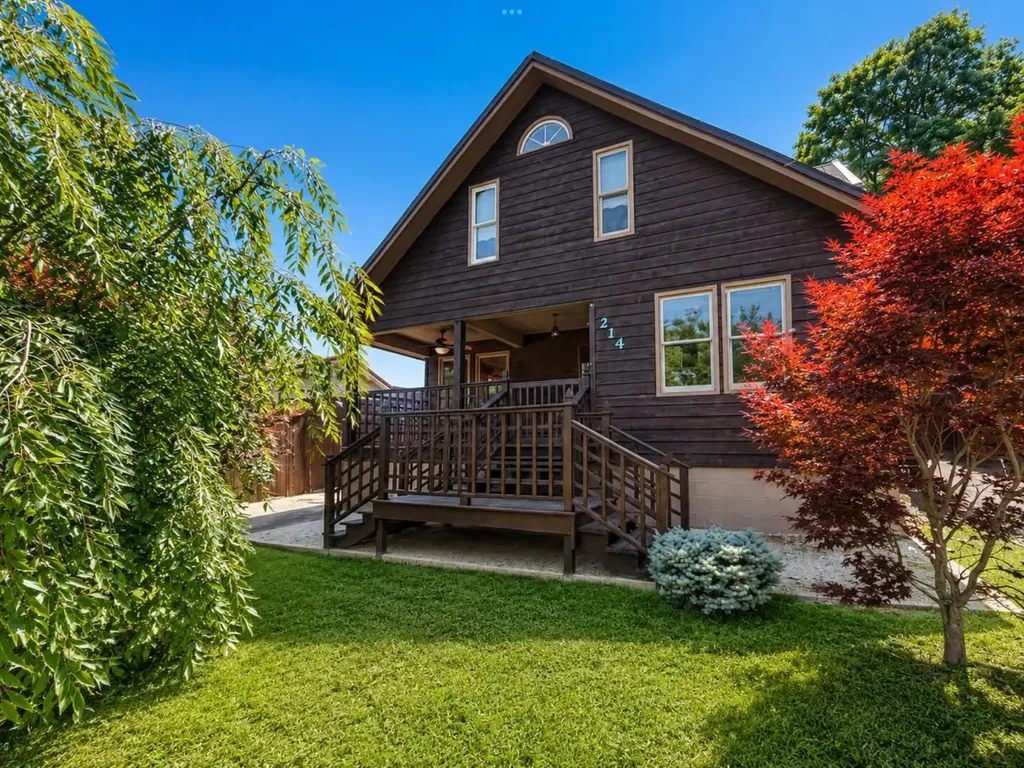 214 Spruce Street Pineville KY 40977