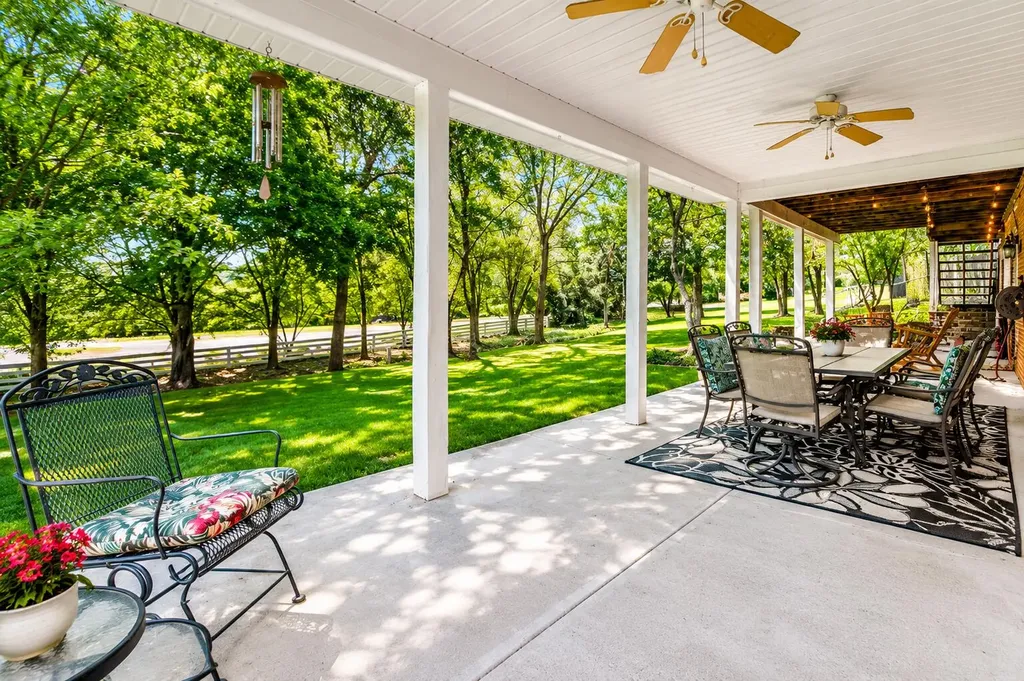1300 Copper Creek Drive Lexington KY 40514