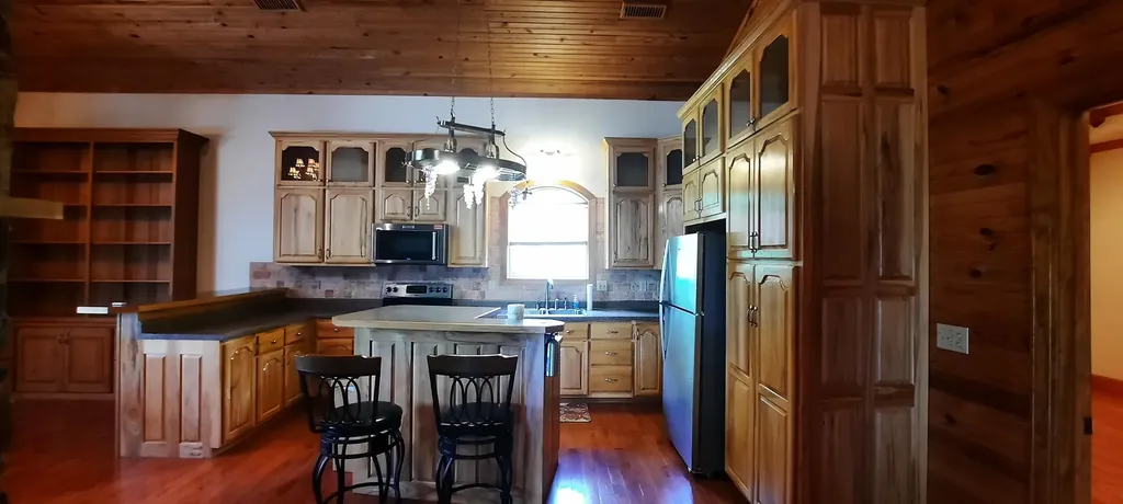 2619 County Farm Road London KY 40741