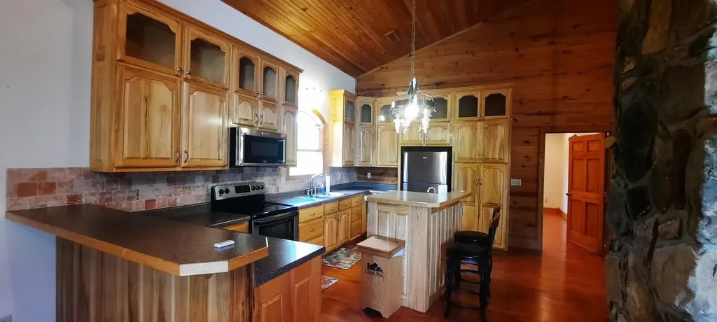 2619 County Farm Road London KY 40741
