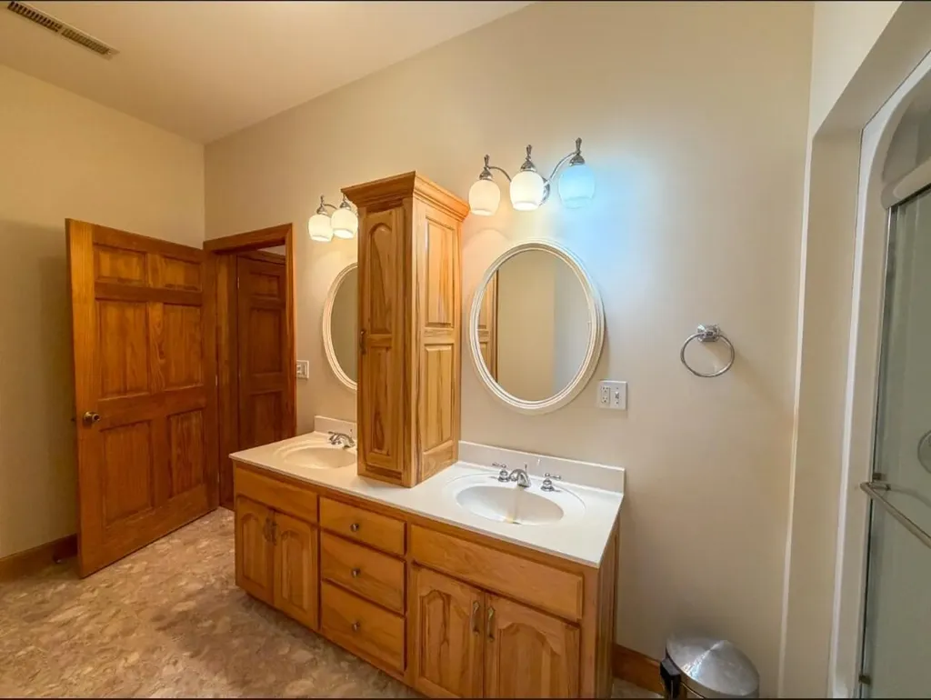 2619 County Farm Road London KY 40741