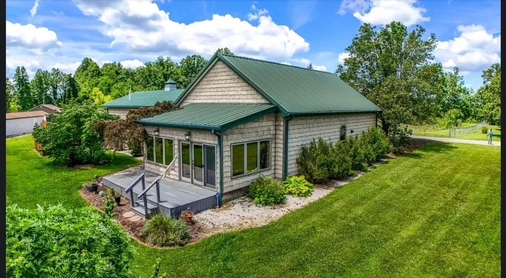 2619 County Farm Road London KY 40741