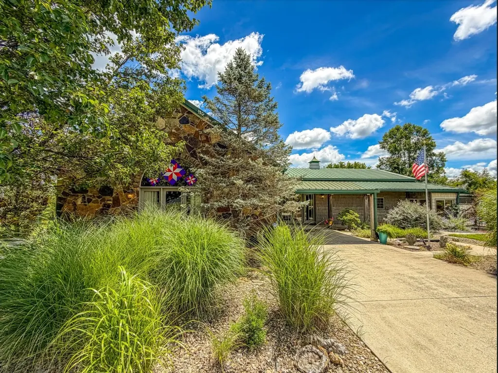 2619 County Farm Road London KY 40741