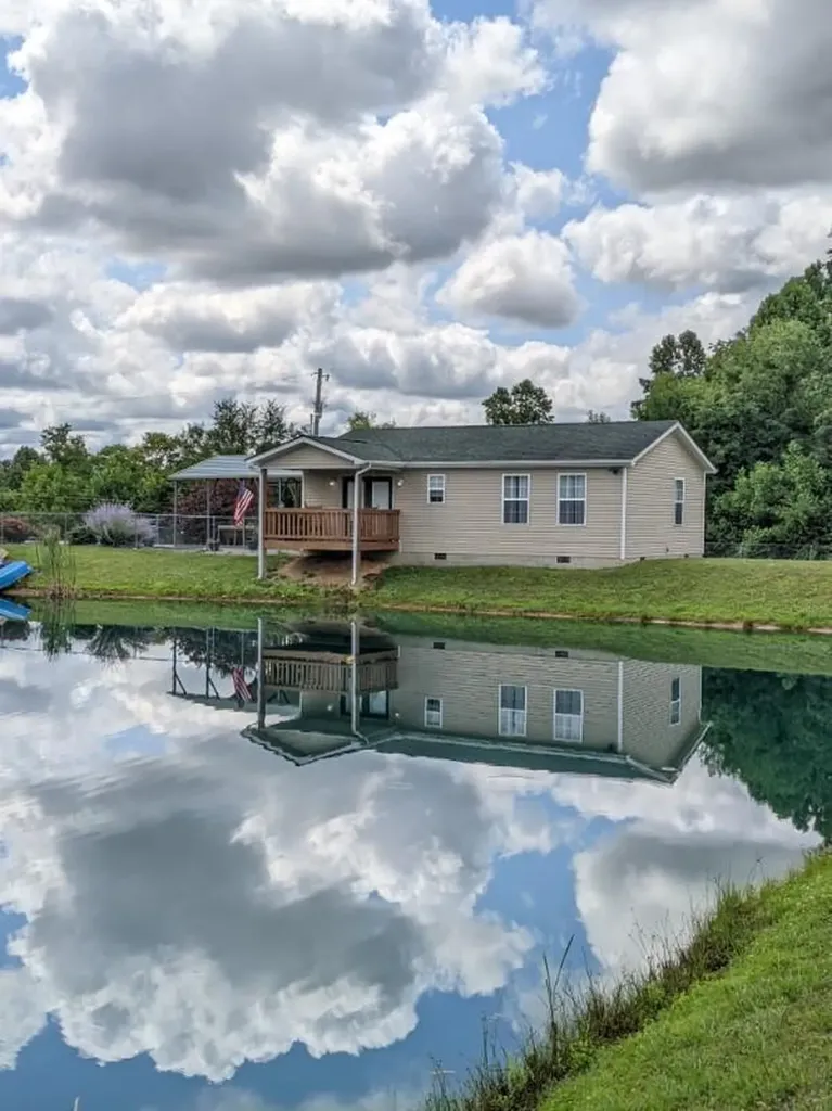 2619 County Farm Road London KY 40741