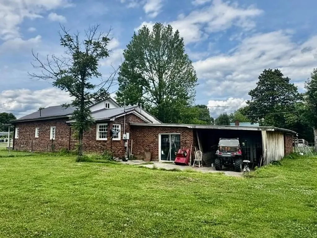901 Exeter Avenue Middlesboro KY 40965