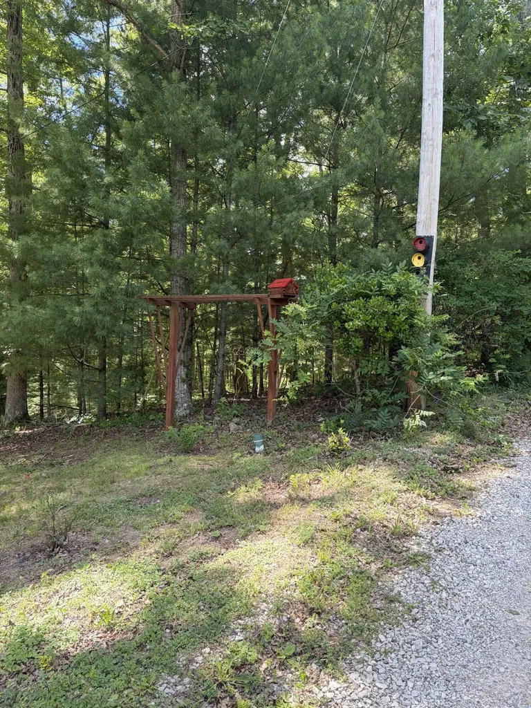 90 Stephen Road Wellington KY 40387