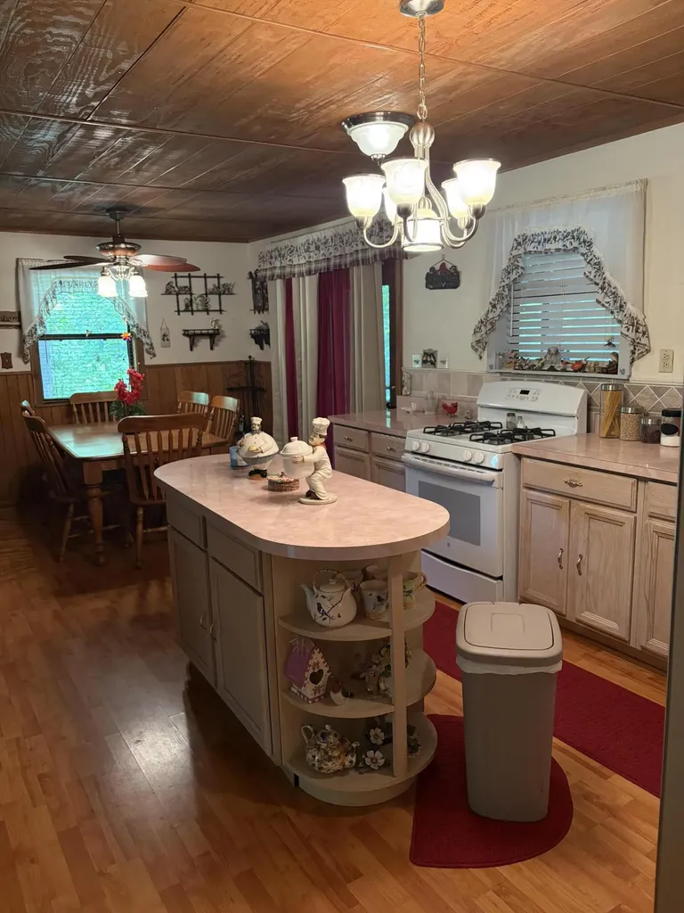 90 Stephen Road Wellington KY 40387