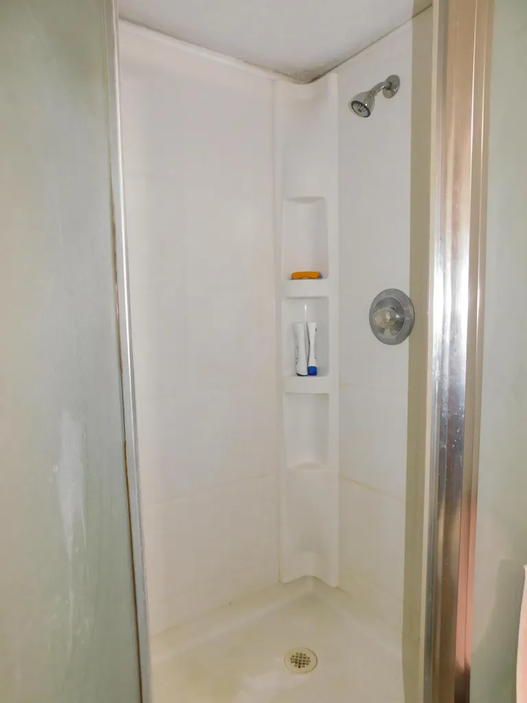 179 W Main Street Lynch KY 40855