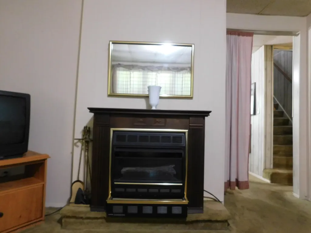 179 W Main Street Lynch KY 40855