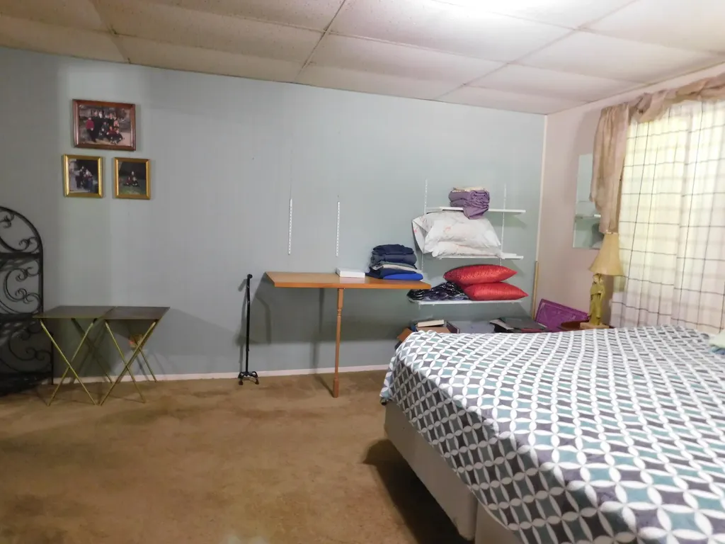 179 W Main Street Lynch KY 40855
