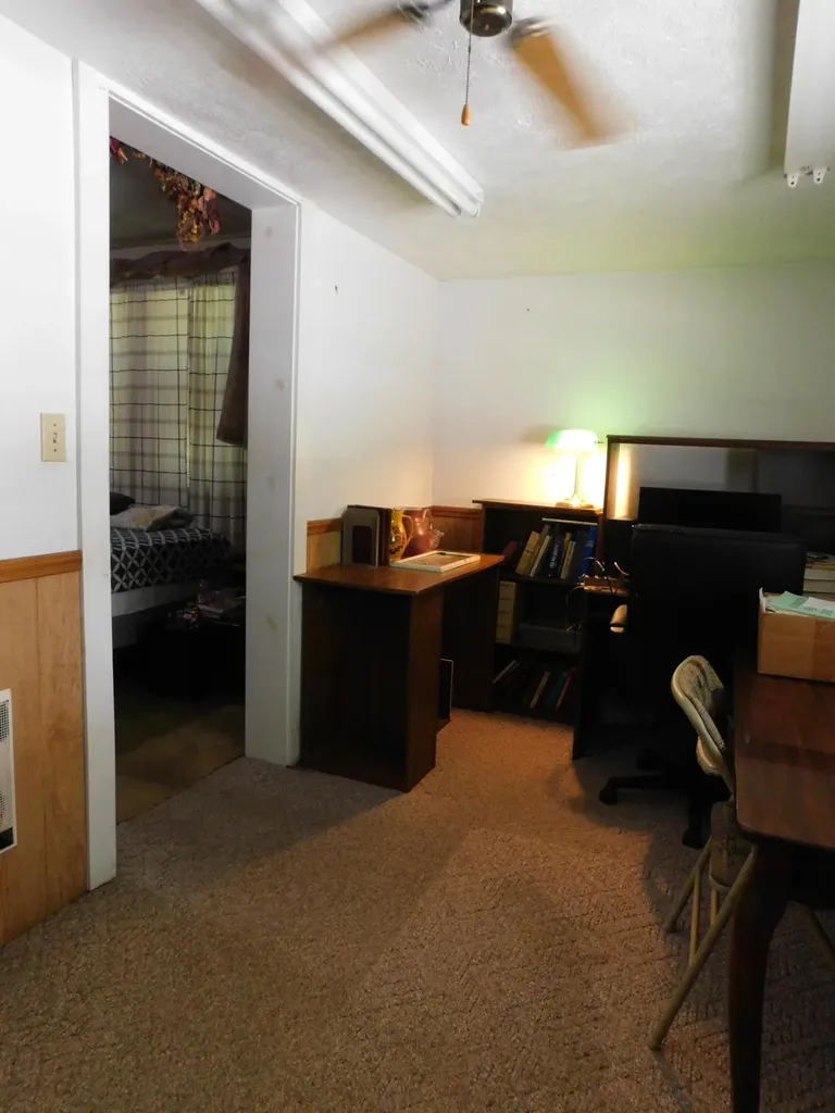 179 W Main Street Lynch KY 40855