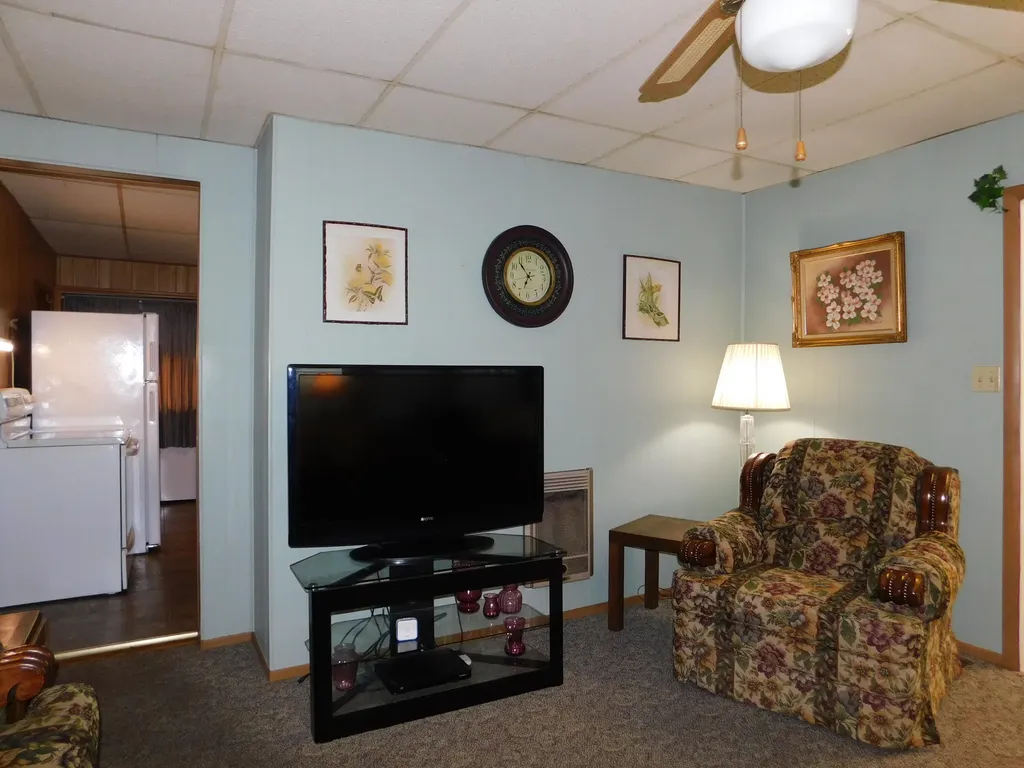 179 W Main Street Lynch KY 40855