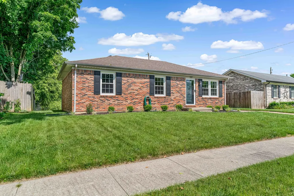 117 Tomahawk Road Nicholasville KY 40356