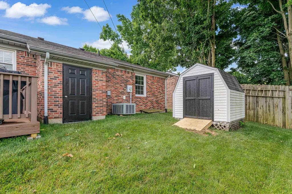117 Tomahawk Road Nicholasville KY 40356