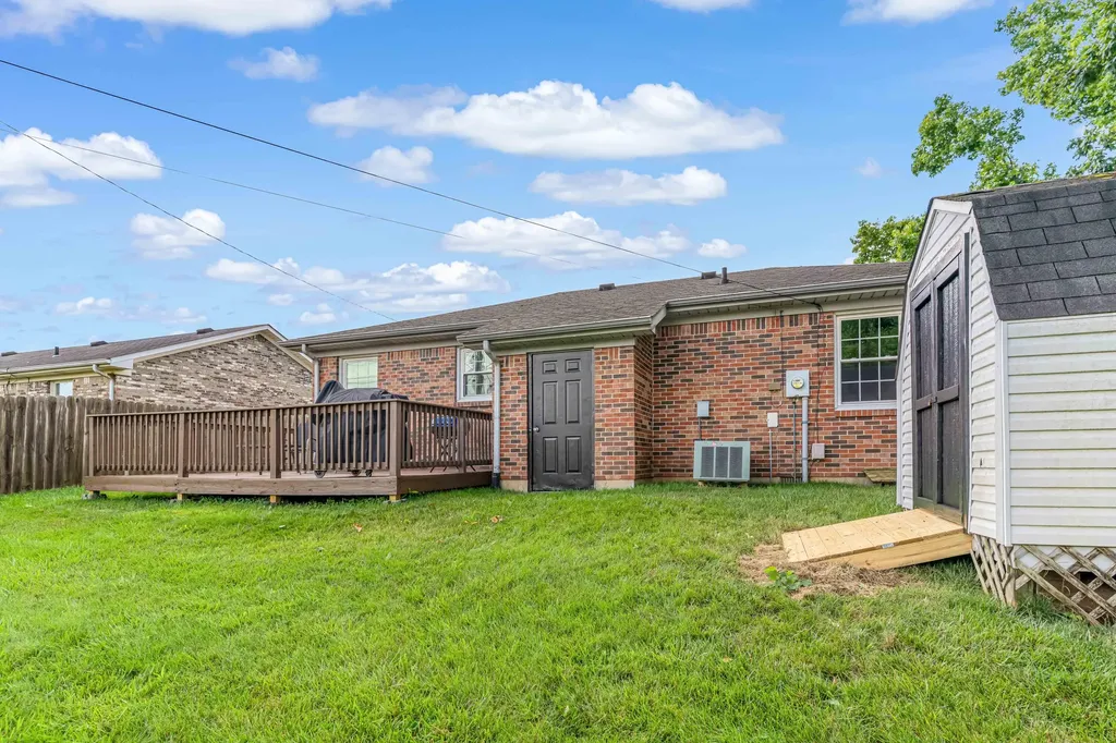 117 Tomahawk Road Nicholasville KY 40356