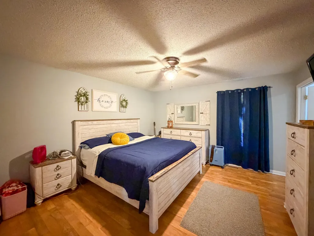 1203 Dean Hundley Road East Bernstadt KY 40729