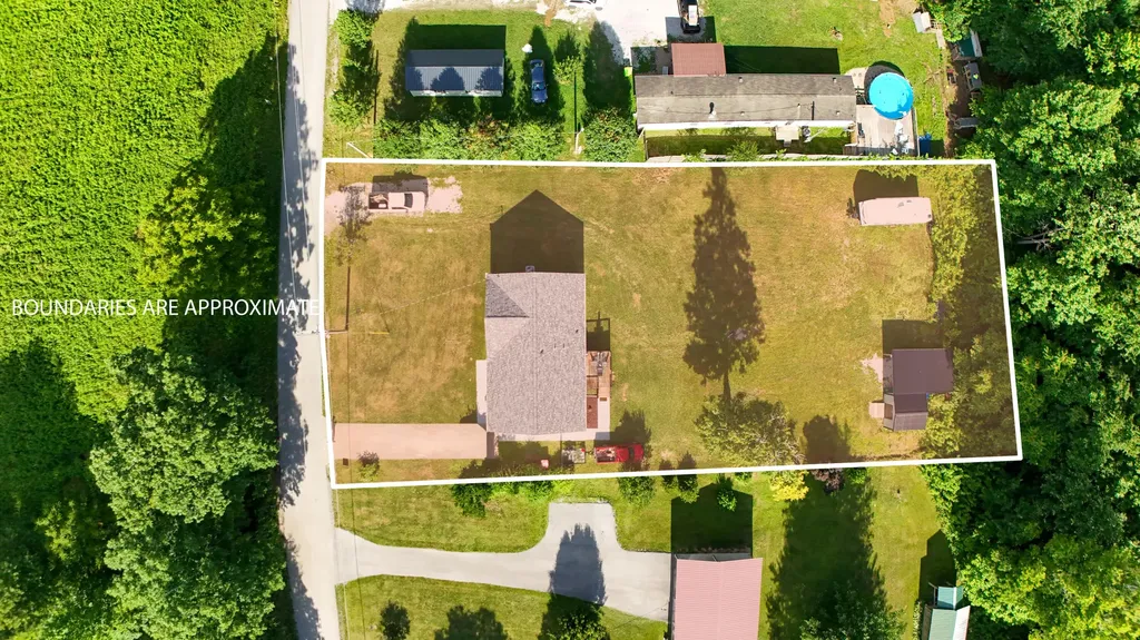 1203 Dean Hundley Road East Bernstadt KY 40729