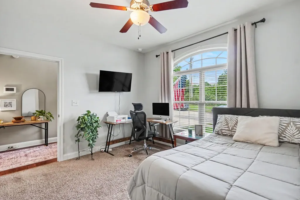 1748 Sandhurst Cove Lexington KY 40509