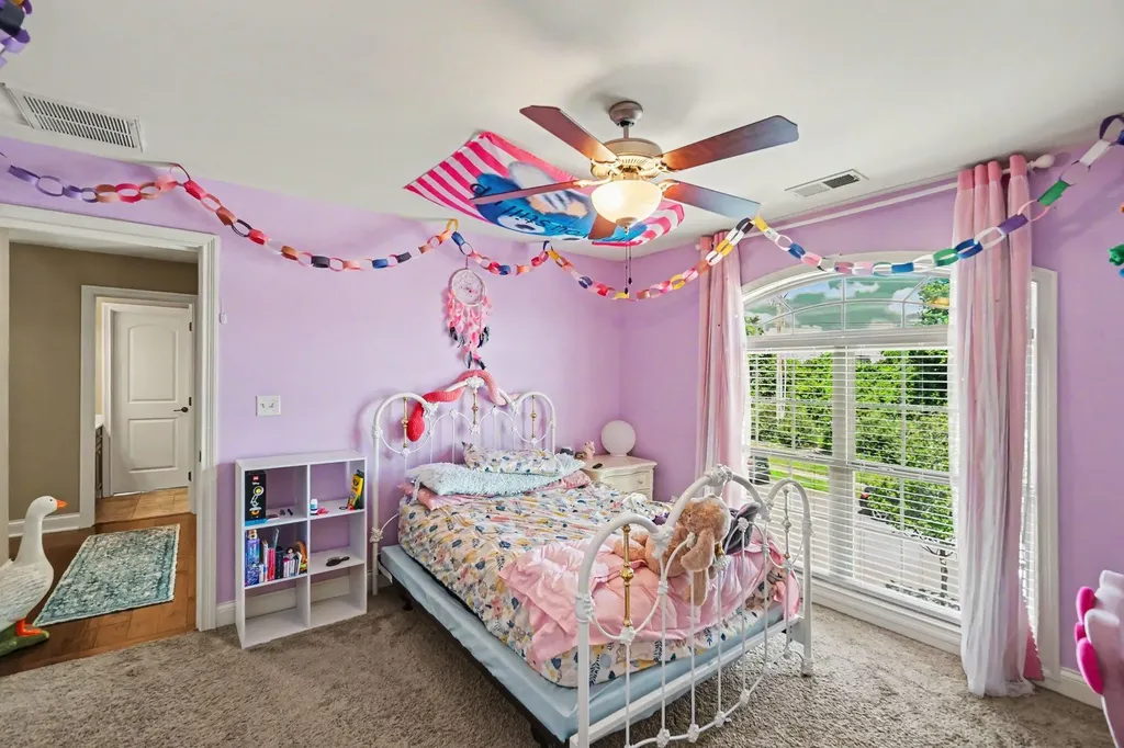 1748 Sandhurst Cove Lexington KY 40509
