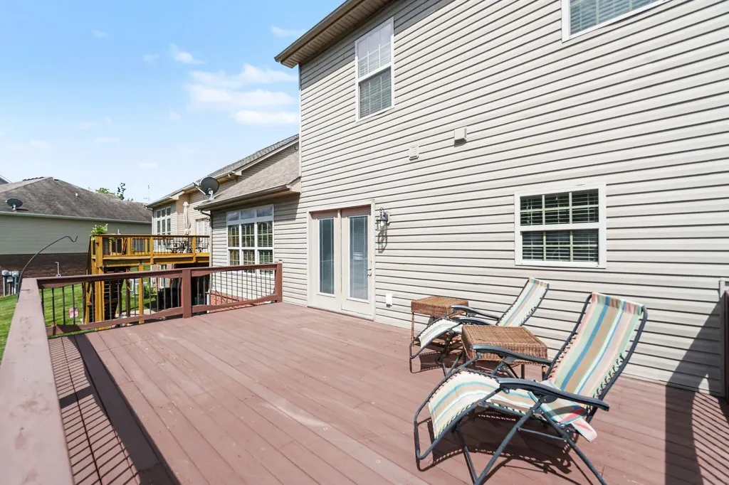 1748 Sandhurst Cove Lexington KY 40509