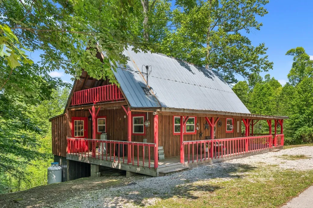 412 Turkey Ridge Road Wellington KY 40387
