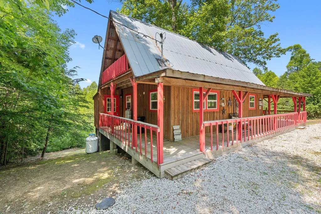 412 Turkey Ridge Road Wellington KY 40387