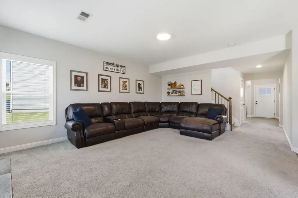 146 Dove Run Circle Georgetown KY 40324