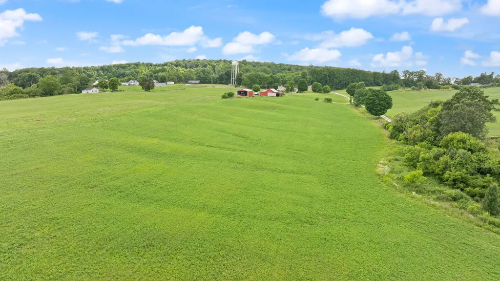 8336 N Highway 1247 Science Hill KY 42553