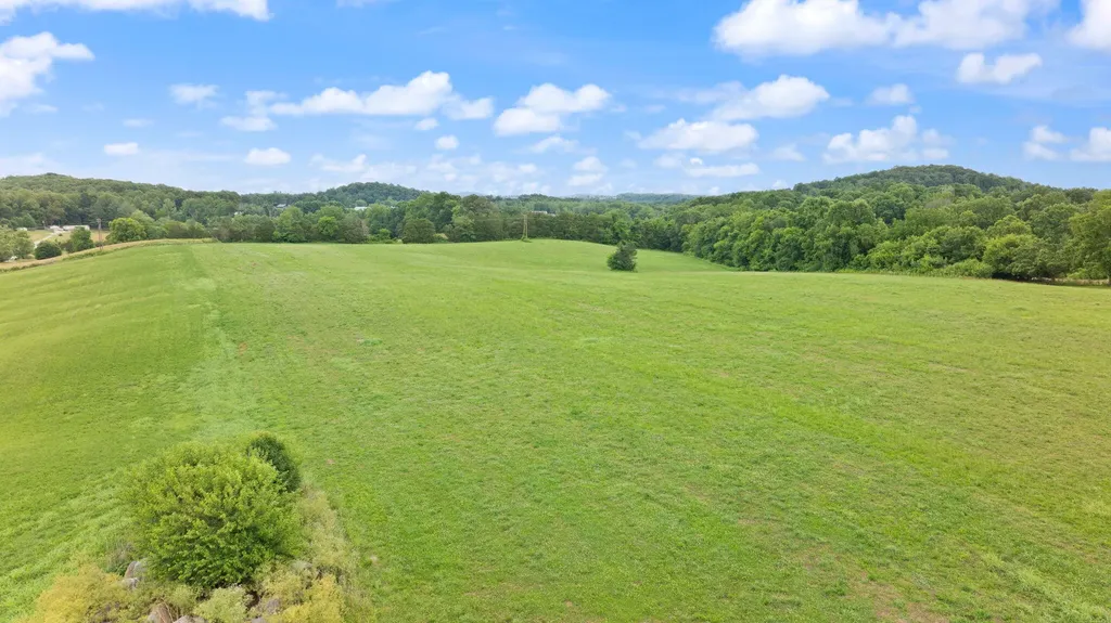 8336 N Highway 1247 Science Hill KY 42553