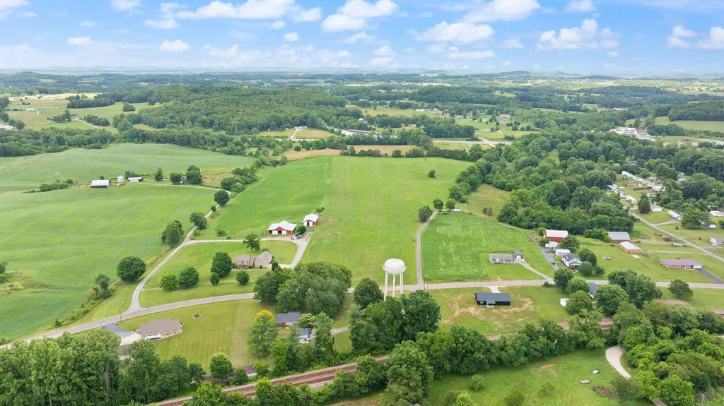 8336 N Highway 1247 Science Hill KY 42553