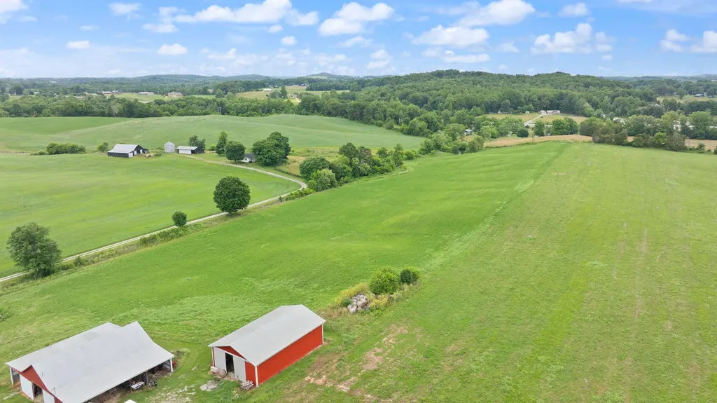 8336 N Highway 1247 Science Hill KY 42553