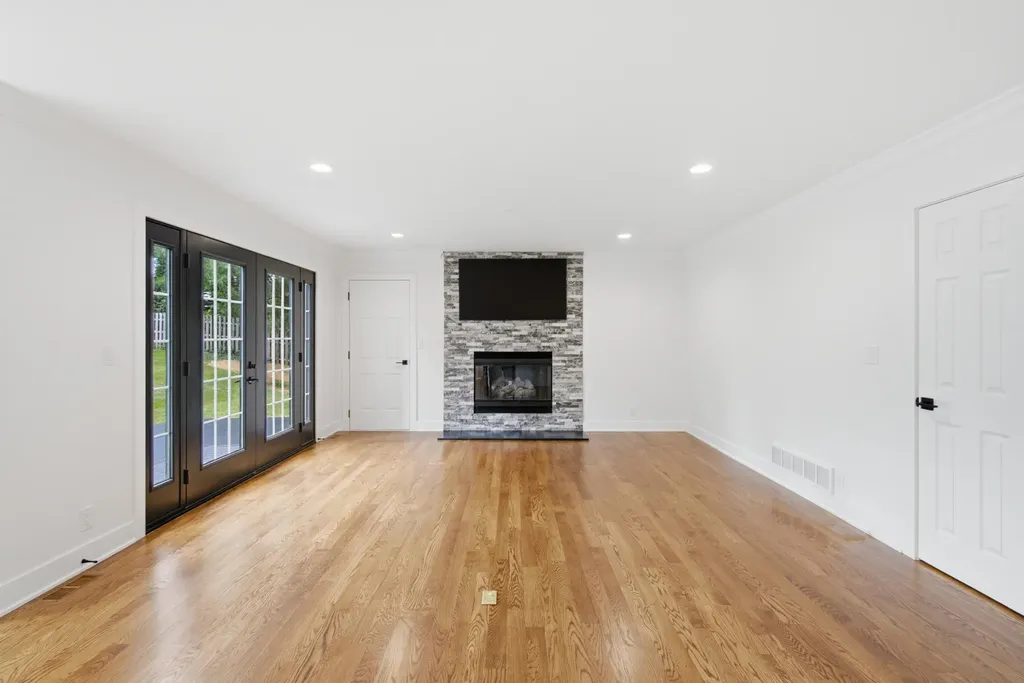 1205 Hickory Creek Circle Lexington KY 40515
