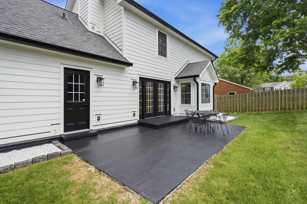 1205 Hickory Creek Circle Lexington KY 40515