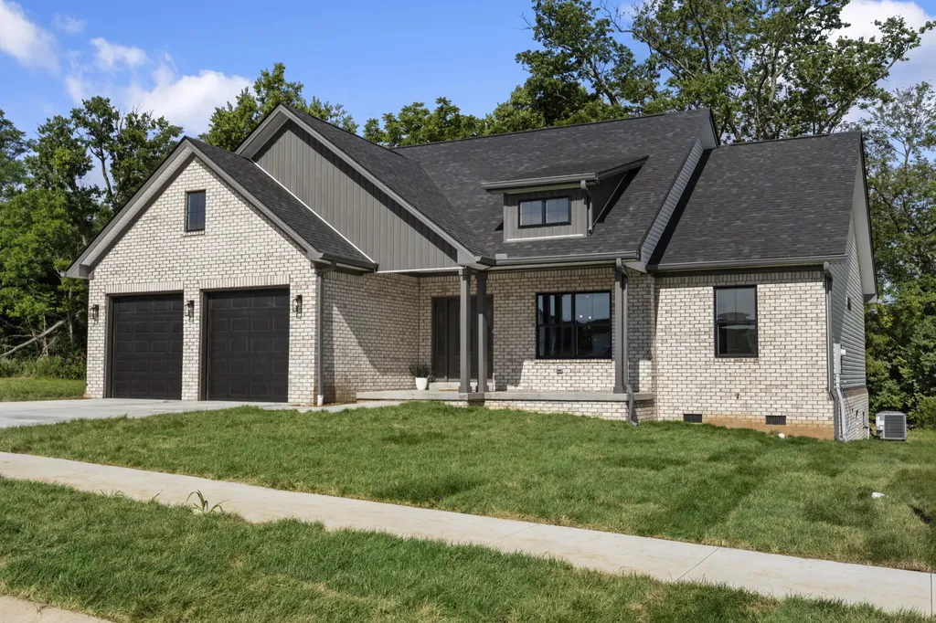 232 Max Cavnes Road Danville KY 40422