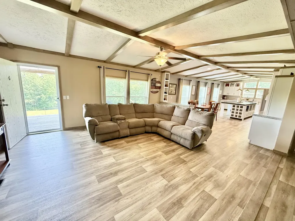 350 Rook Hollow Road Eubank KY 42567