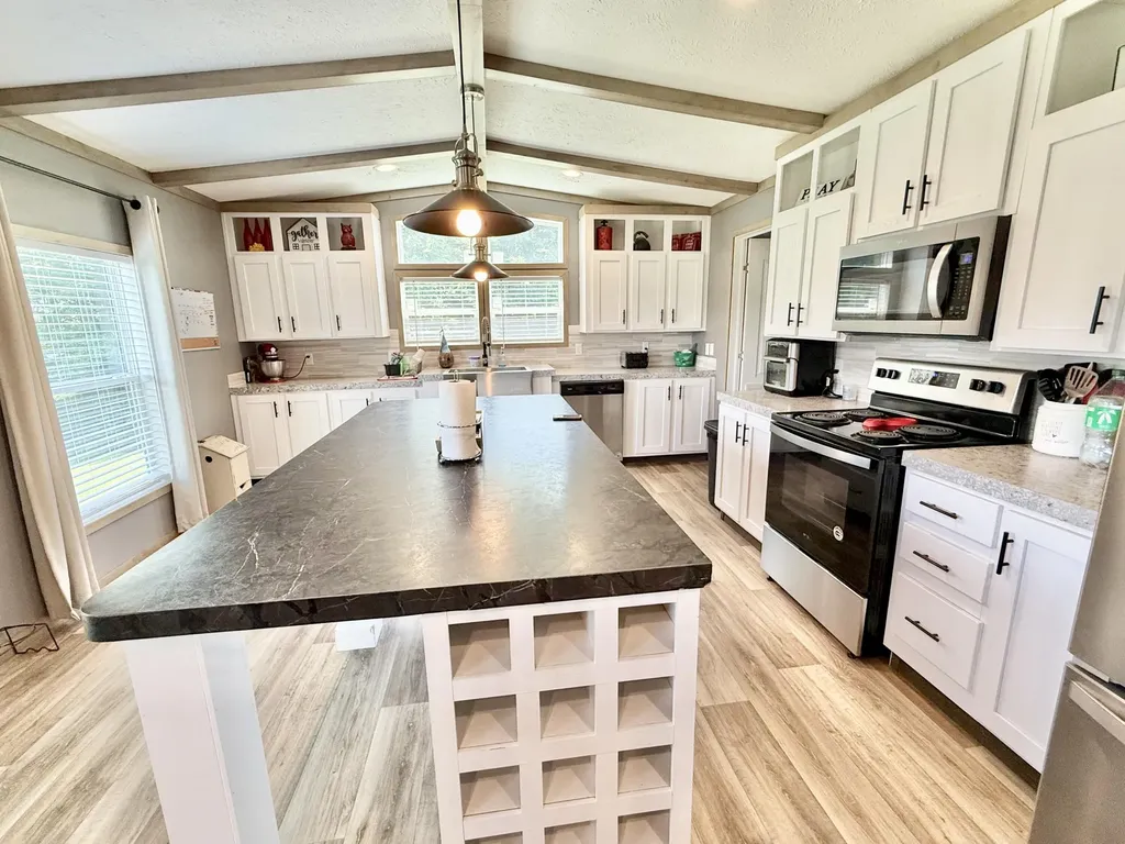350 Rook Hollow Road Eubank KY 42567