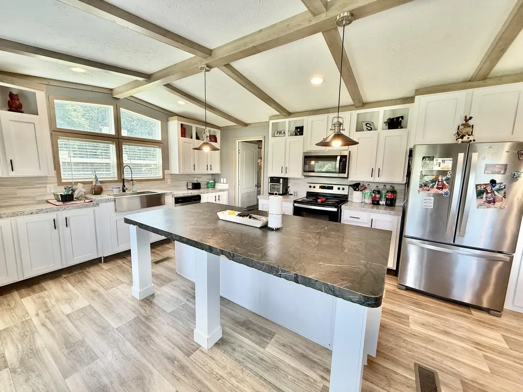 350 Rook Hollow Road Eubank KY 42567