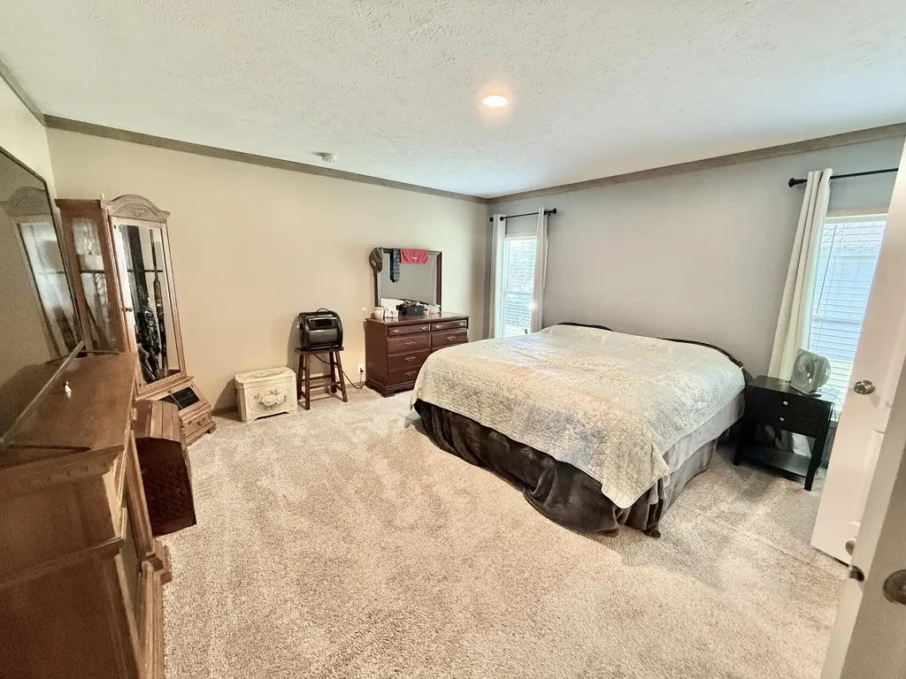 350 Rook Hollow Road Eubank KY 42567