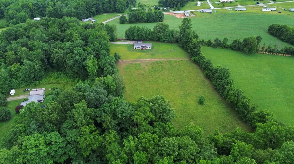 350 Rook Hollow Road Eubank KY 42567