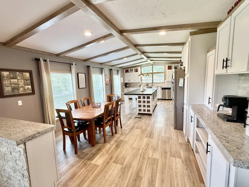 350 Rook Hollow Road Eubank KY 42567