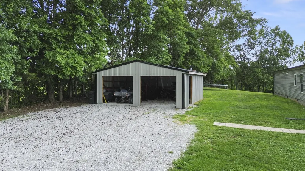 350 Rook Hollow Road Eubank KY 42567