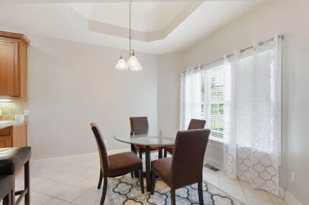1084 Bay Colony Drive Richmond KY 40475