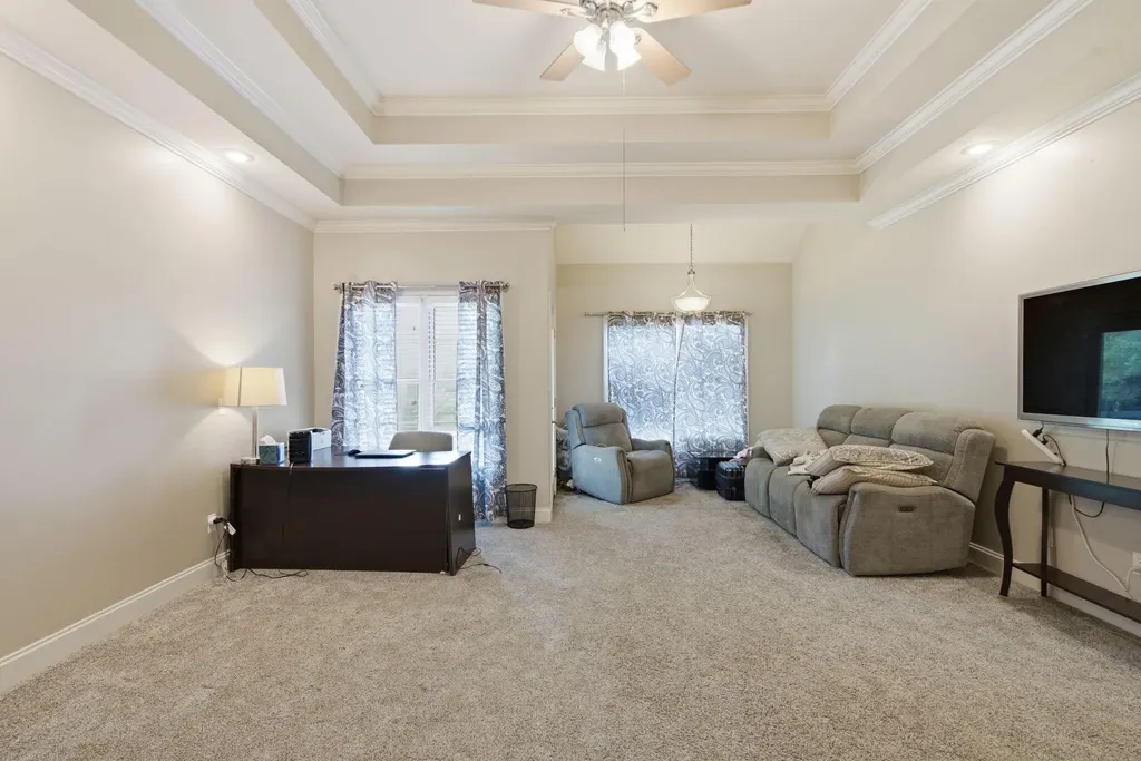 1084 Bay Colony Drive Richmond KY 40475