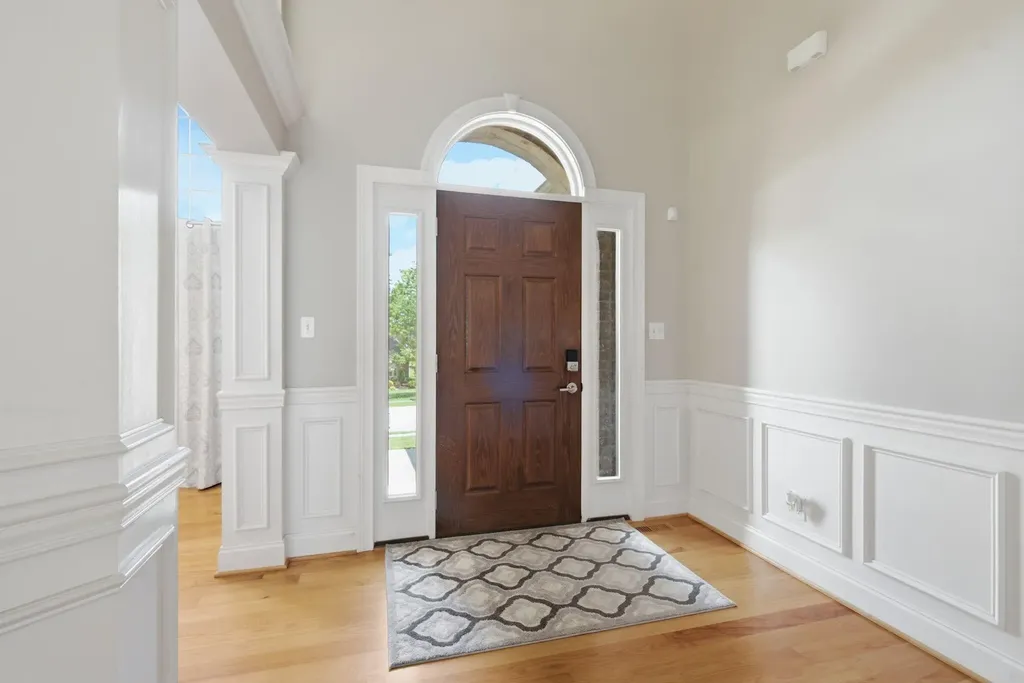 1084 Bay Colony Drive Richmond KY 40475