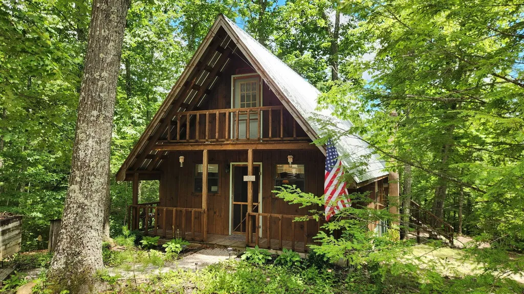 100 Cowboy Lane Wellington KY 40387