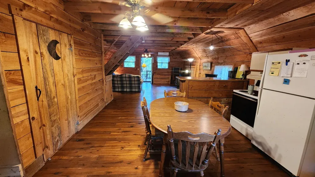 100 Cowboy Lane Wellington KY 40387