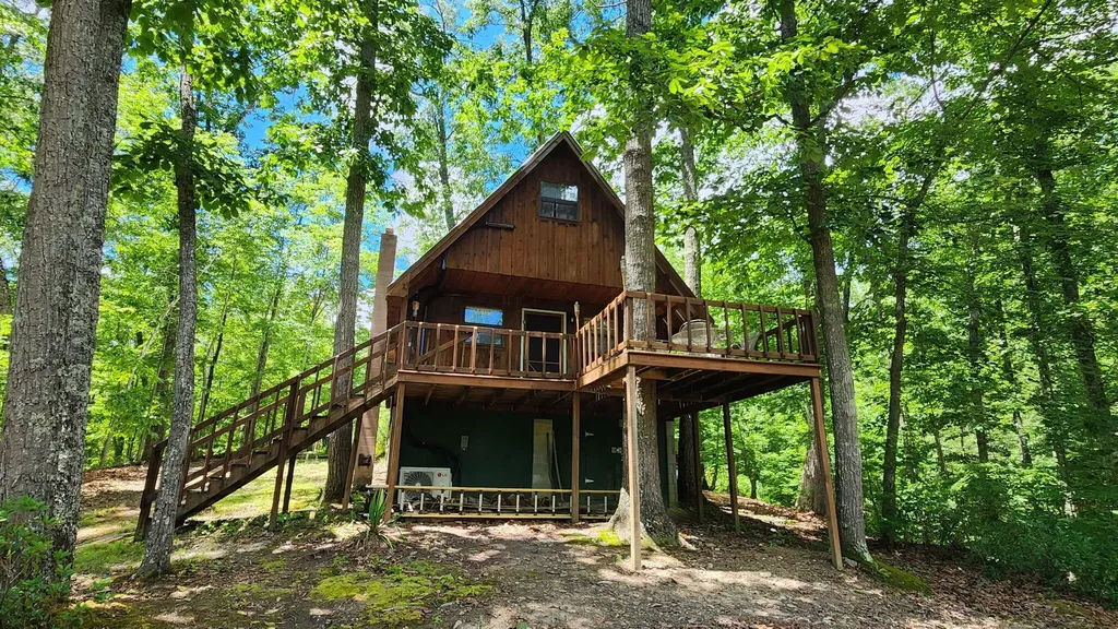 100 Cowboy Lane Wellington KY 40387