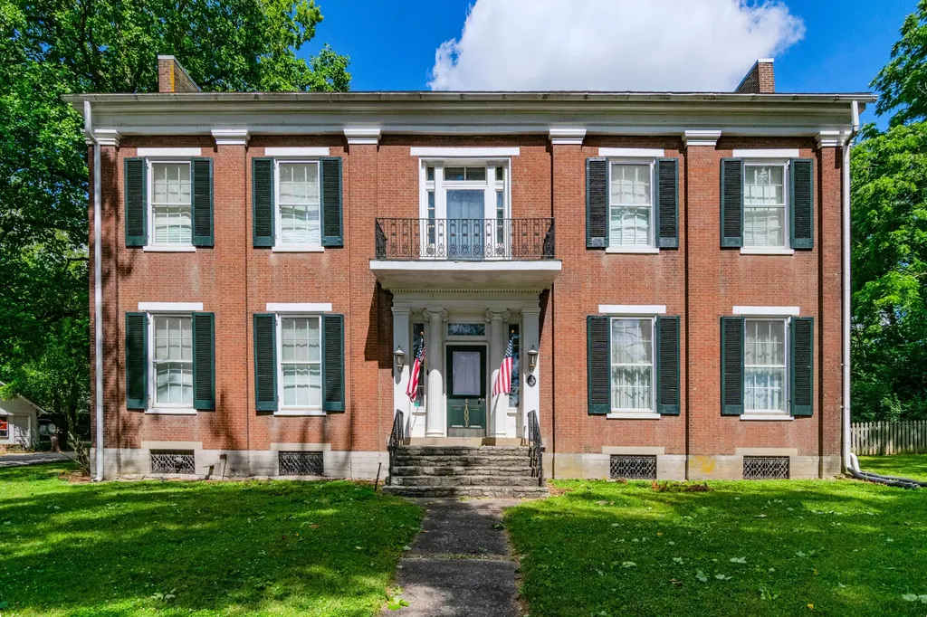 1001 Main Street Millersburg KY 40348